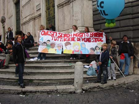 u Tutti i bambini